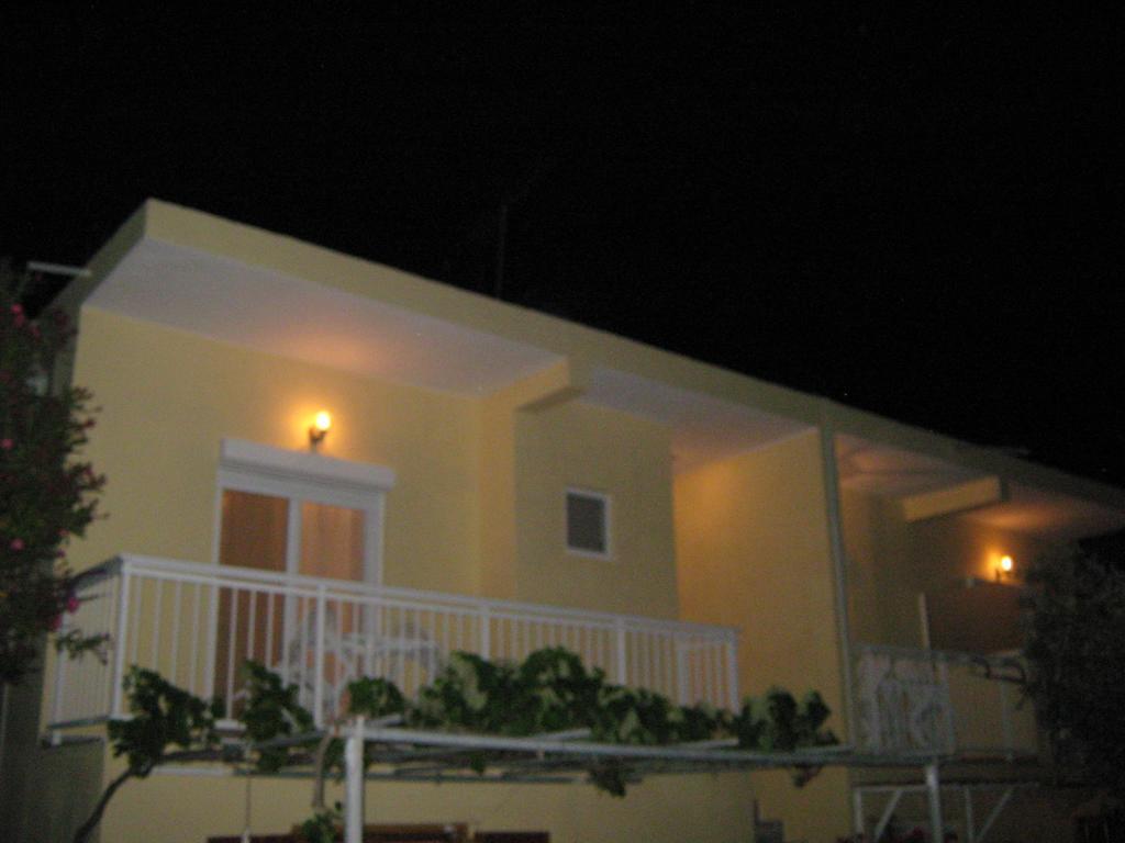 Studios Venetia Αστρίδα Εξωτερικό φωτογραφία